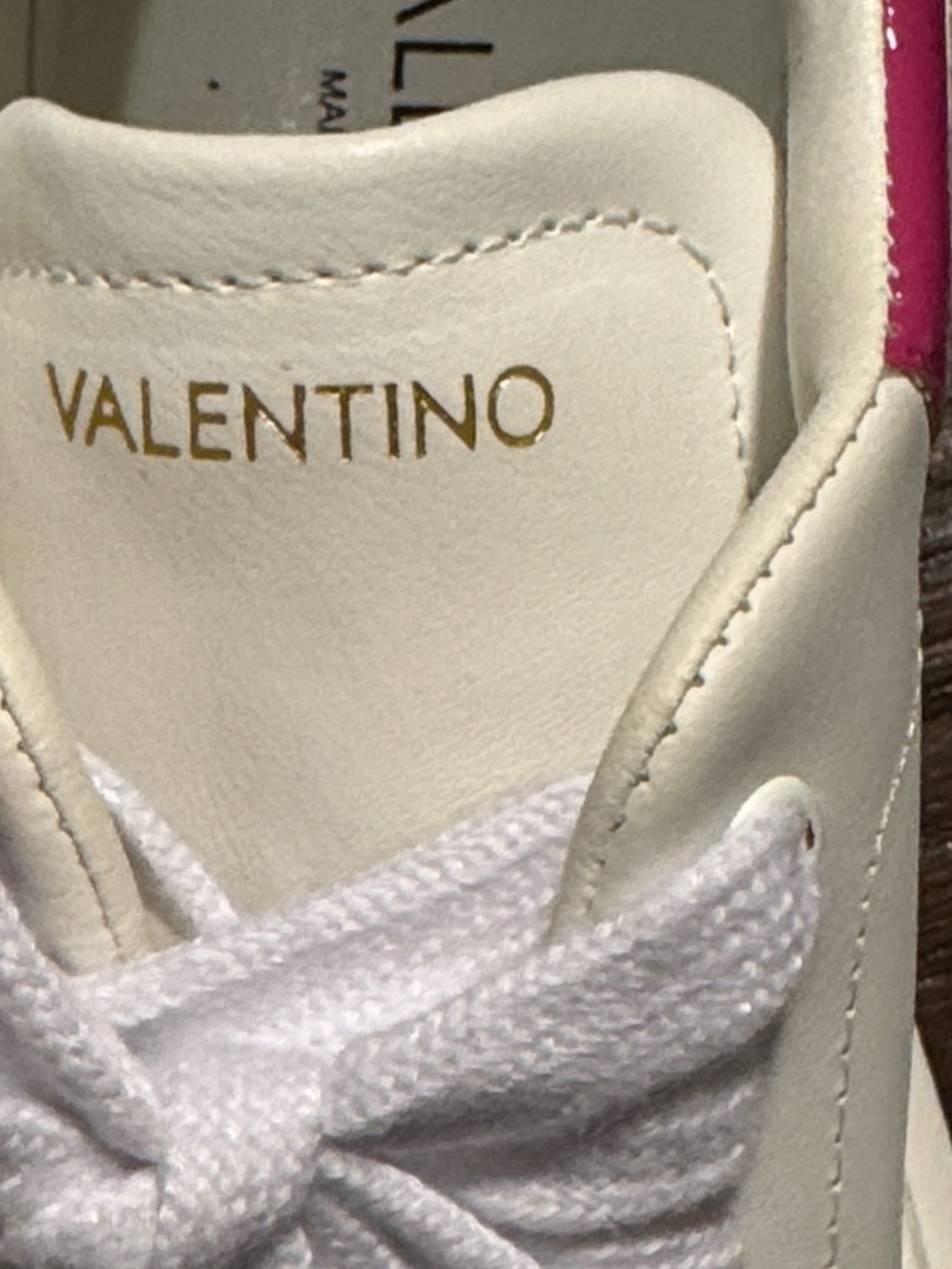 Valentino White Leather Low-Top Sneakers with Pink Heel Tab, Like New, Sz 7 - Picture 15 of 16